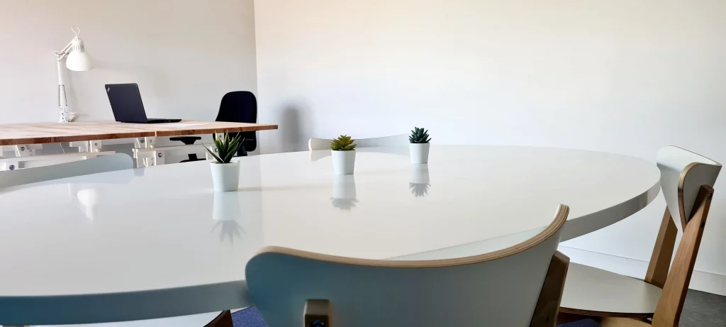 Bureau à louer 3 postes